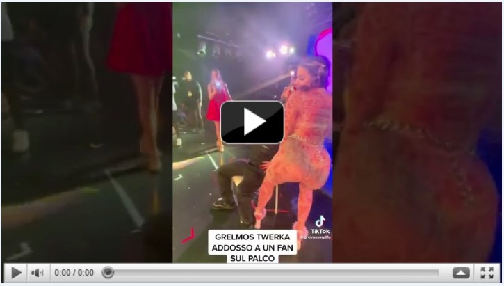 (Video Completo) grelmos esce la figa a un suo Concerto trapelato Tautan video di Twitter