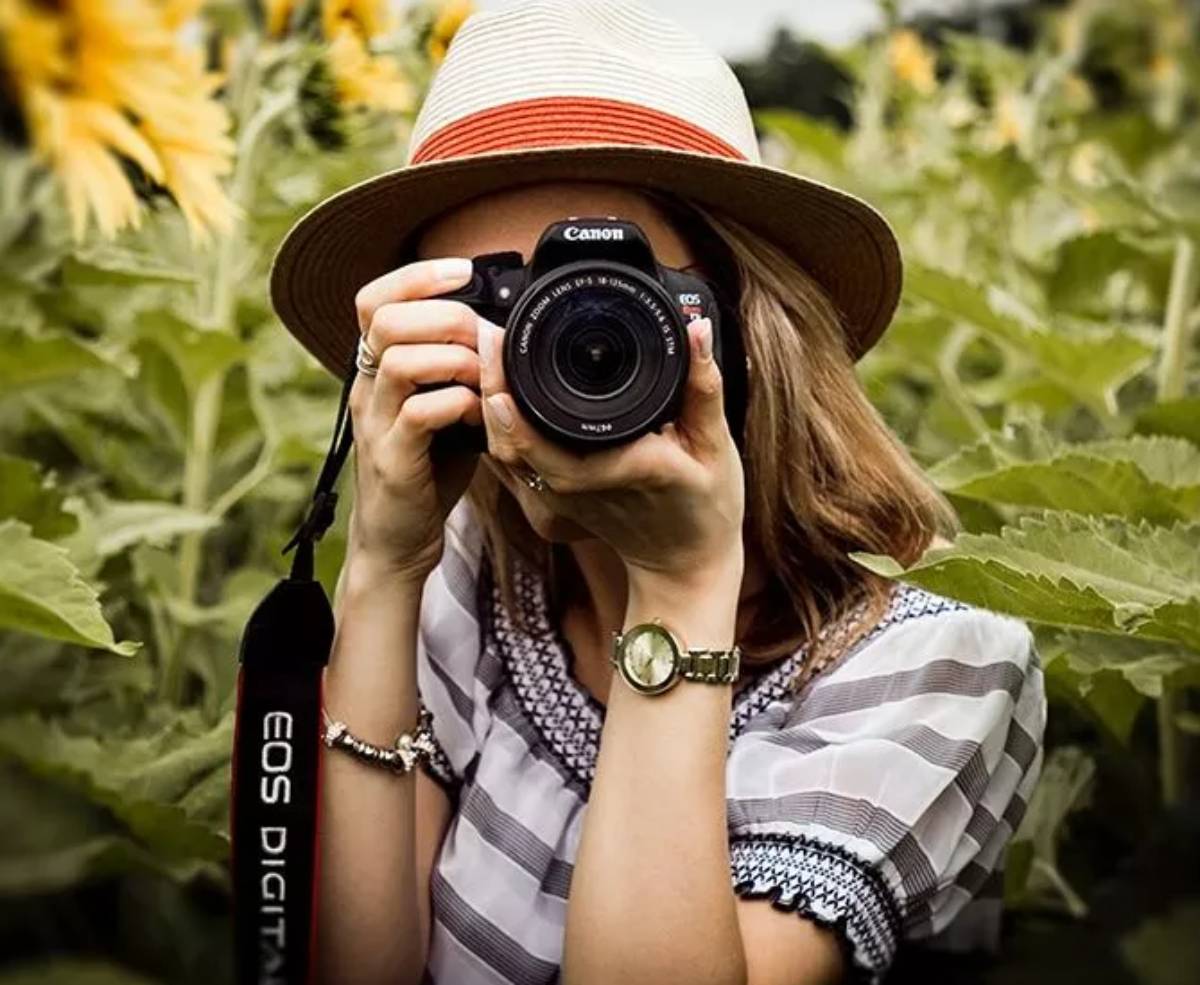 5 Peralatan Yang Perlu Disiapkan Saat Memulai Usaha Fotografi